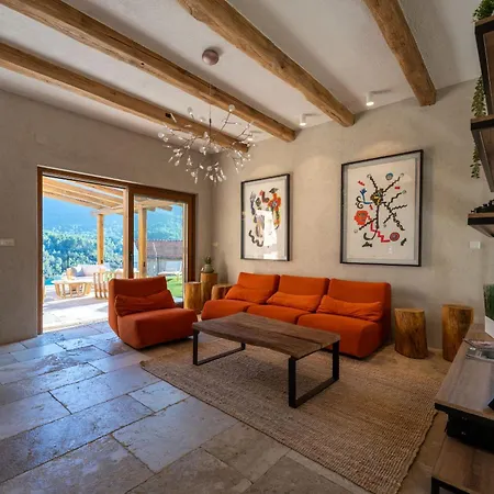 Holiday home My Dalmatia - Authentic Fisola With Private Infinity Pool And Sea View Svirce