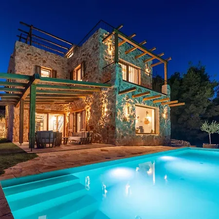 My Dalmatia - Authentic Fisola With Private Infinity Pool And Sea View Holiday home