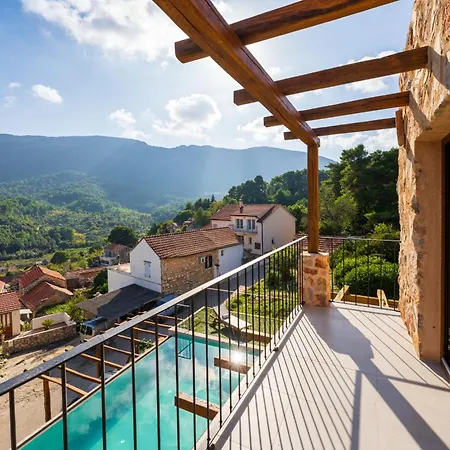 My Dalmatia - Authentic Fisola With Private Infinity Pool And Sea View * Svirce