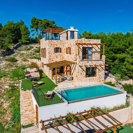בית נופש My Dalmatia - Authentic Fisola With Private Infinity Pool And Sea View Svirce