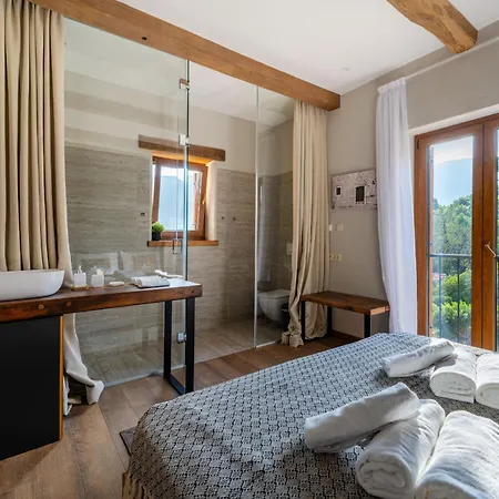 Holiday home My Dalmatia - Authentic Fisola With Private Infinity Pool And Sea View